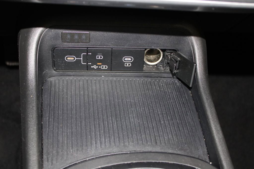 Used 2024 Hyundai Kona SEL image 42