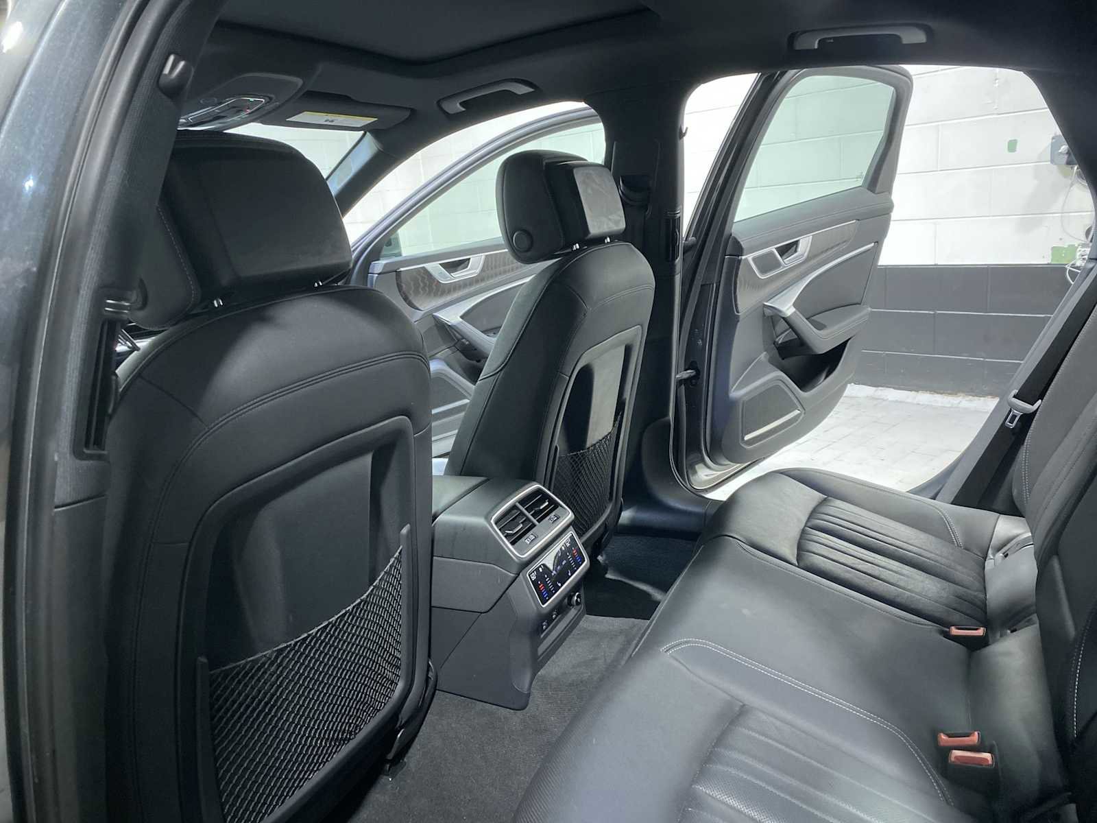 Used 2021 Audi A6 Premium Plus w/ Premium Plus Package image 12