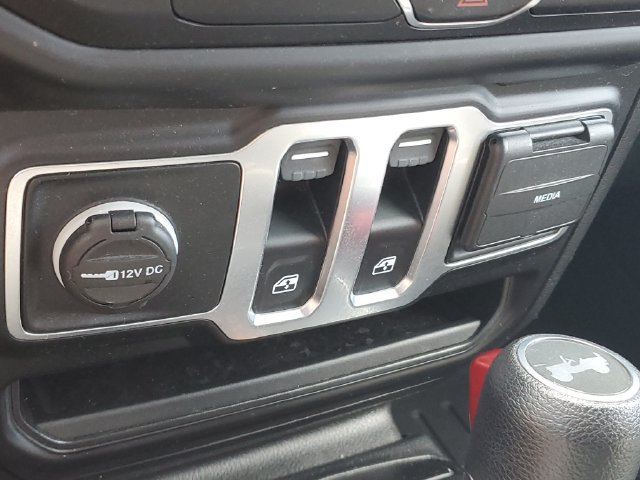 Used 2020 Jeep Wrangler Sport AWD/4WD image 25