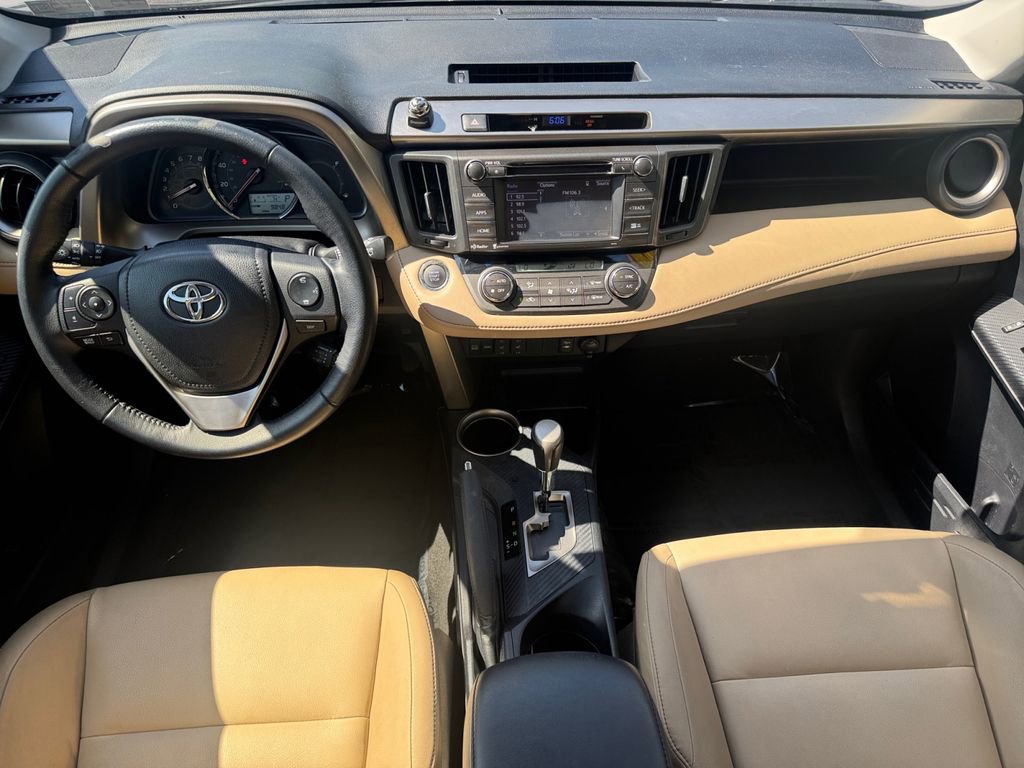 Used 2015 Toyota RAV4 Limited AWD/4WD image 10