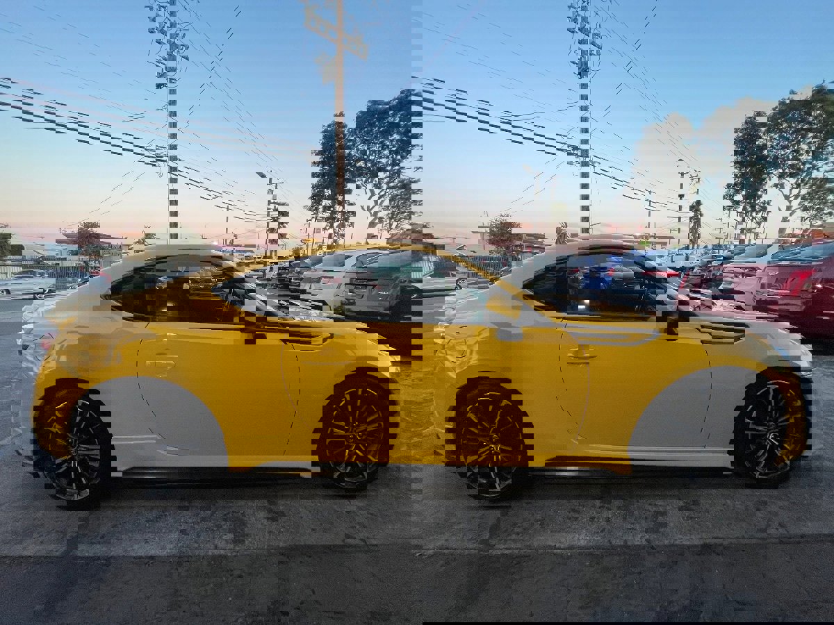 Used 2015 Scion FR-S Release Series 1.0 image 4