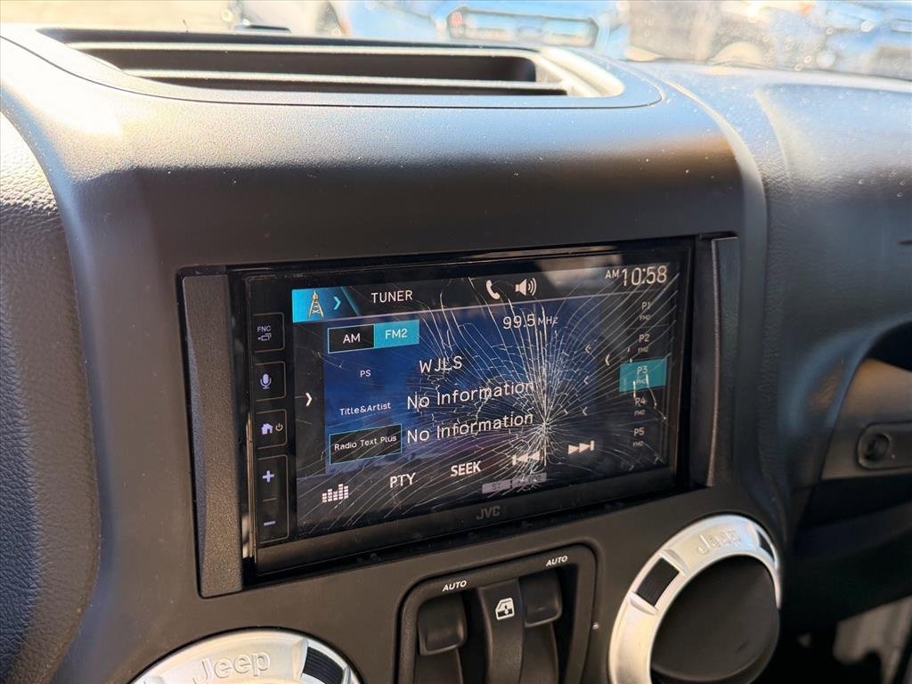 Used 2014 Jeep Wrangler Sahara w/ Connectivity Group image 20