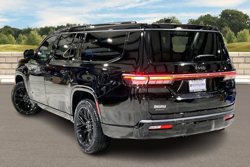 New 2026 Jeep Grand Wagoneer L Limited AWD/4WD image 3