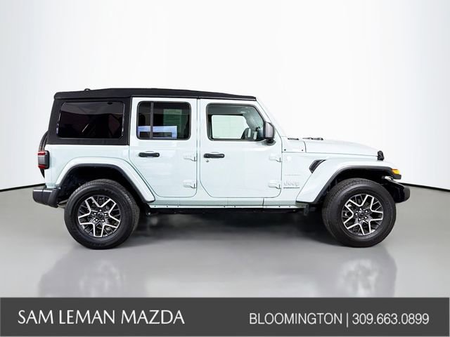 Used 2024 Jeep Wrangler Sahara image 8