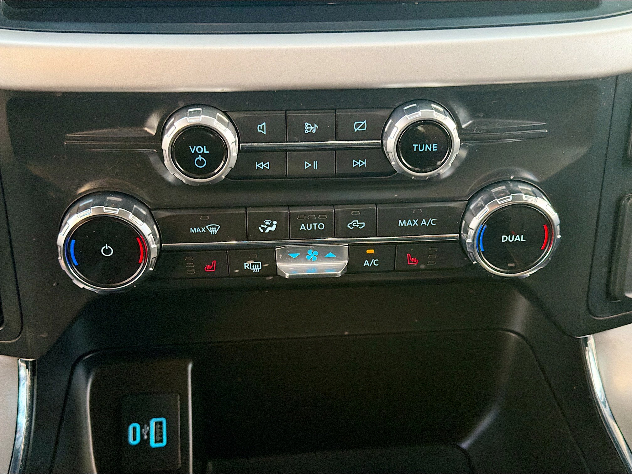 Used 2022 Ford F150 XLT w/ Equipment Group 302A High image 24