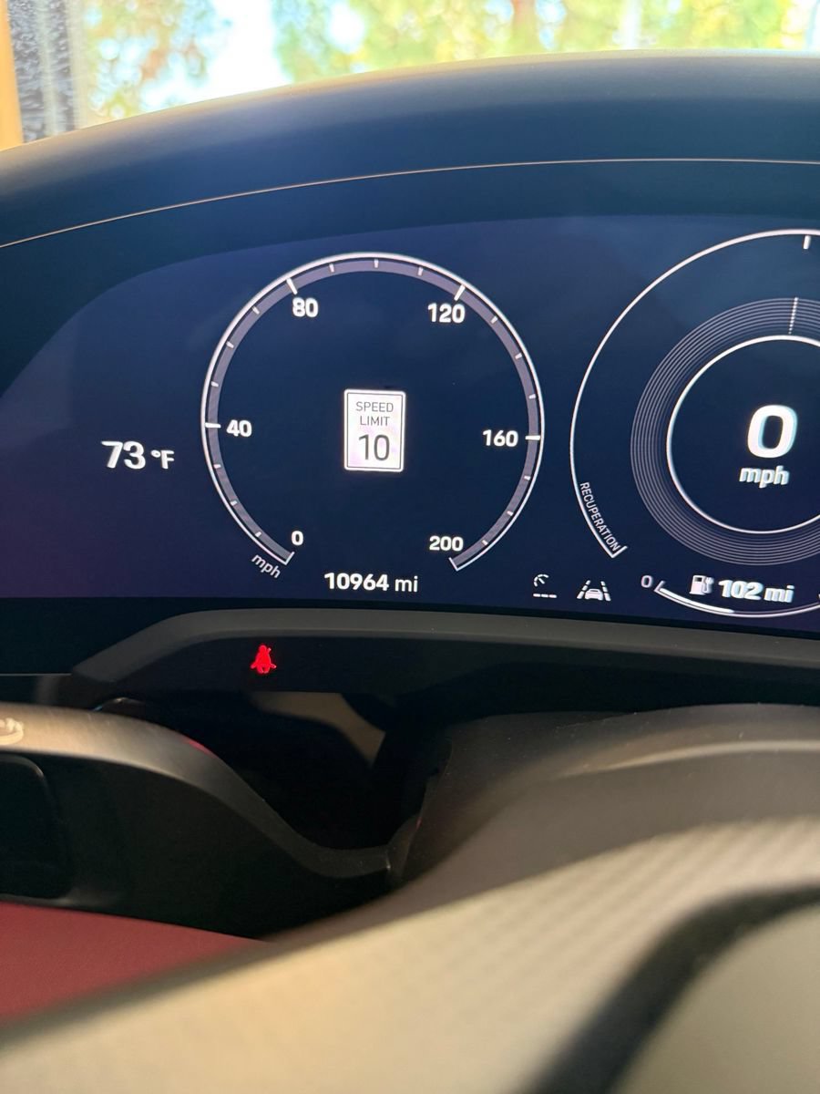Certified 2023 Porsche Taycan RWD image 11