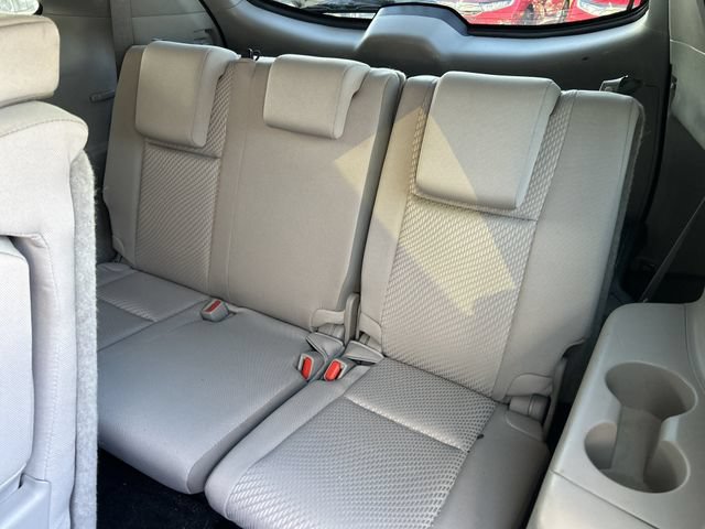Used 2019 Toyota Highlander LE FWD image 31