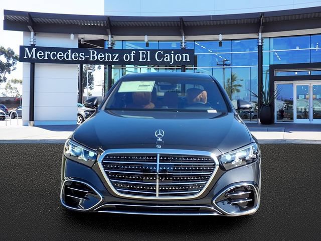New 2027 Mercedes-Benz S 580 4MATIC Sedan image 2