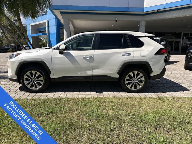 Used 2021 Toyota RAV4 Limited FWD image 31
