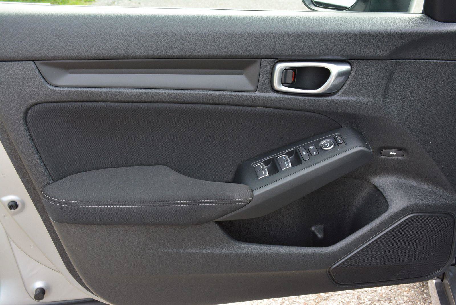 Used 2023 Honda Civic LX image 8