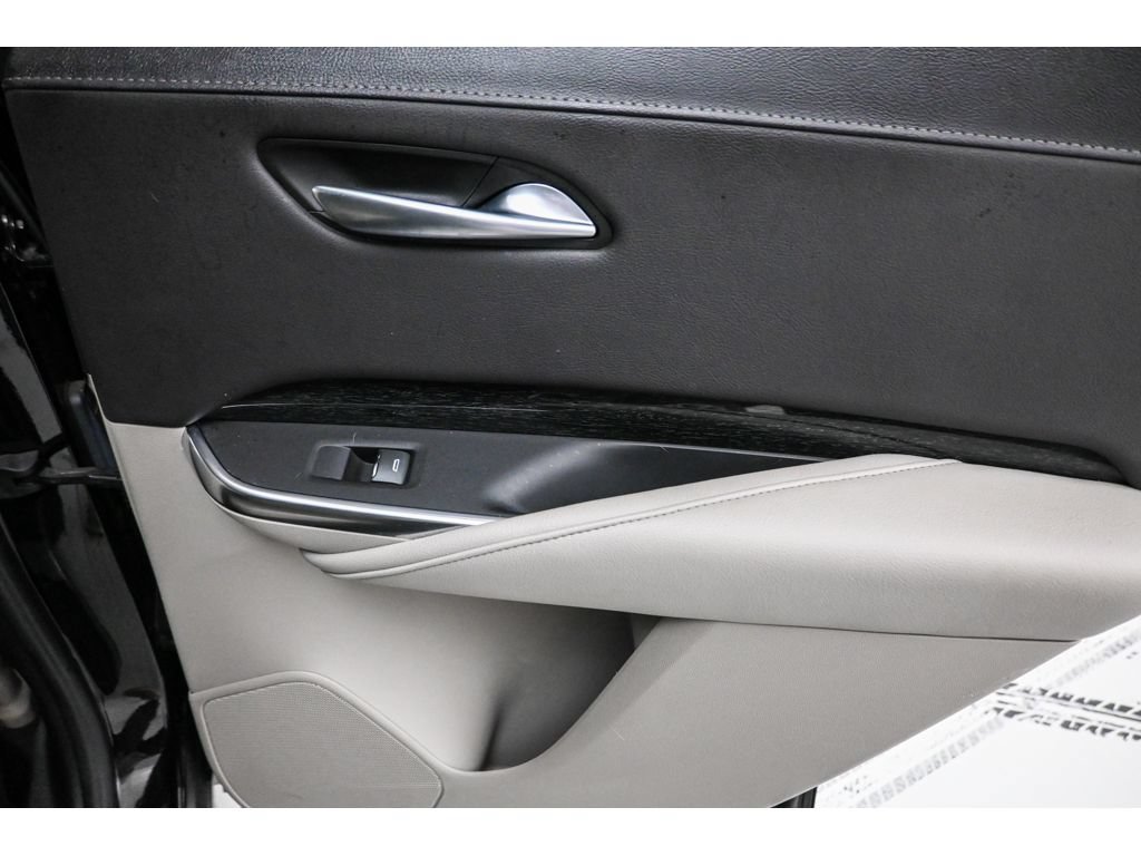 Certified 2023 Cadillac XT4 Premium Luxury AWD/4WD image 19