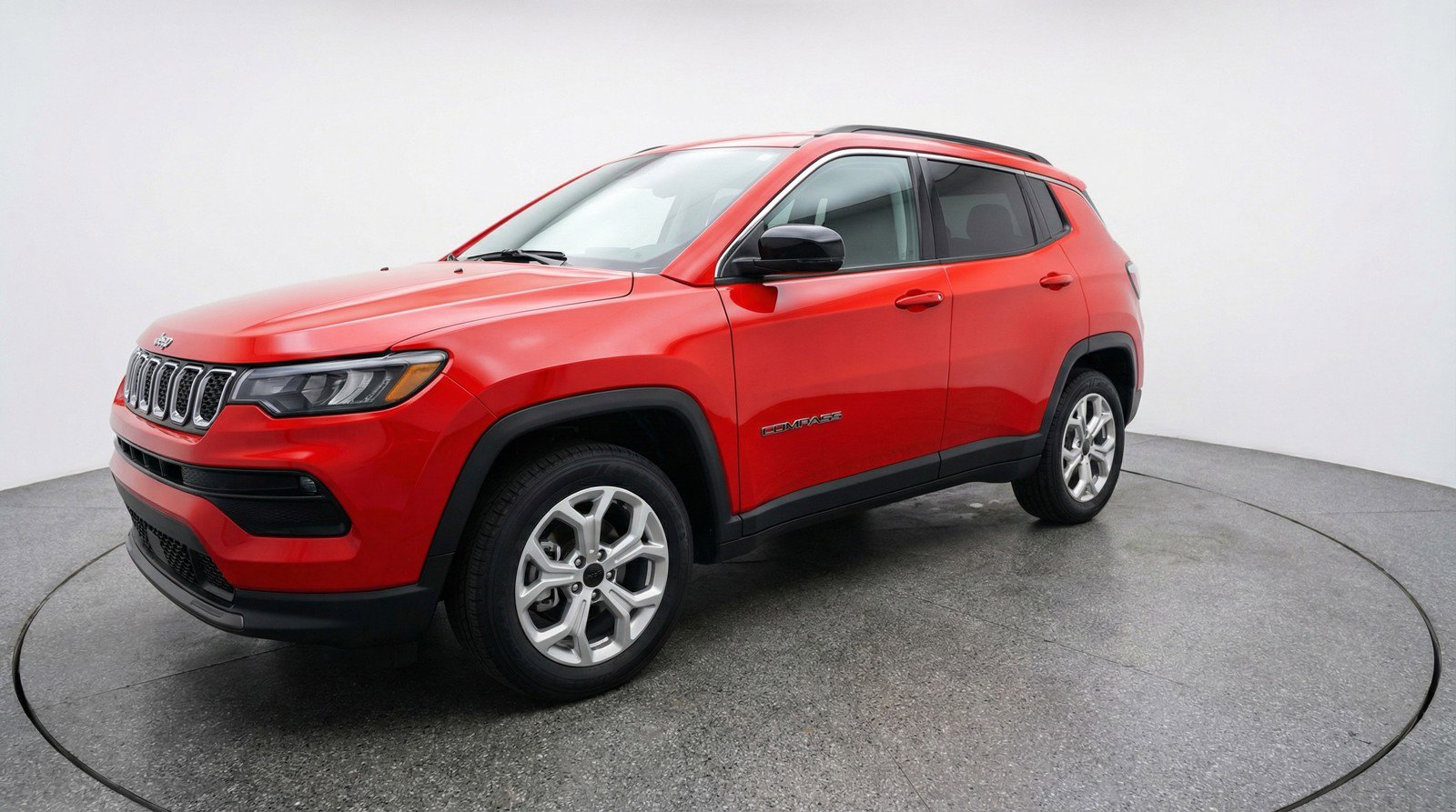 Used 2025 Jeep Compass Latitude image 3
