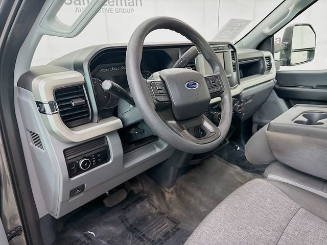 Used 2024 Ford F250 XL w/ XL Off-Road Package image 9
