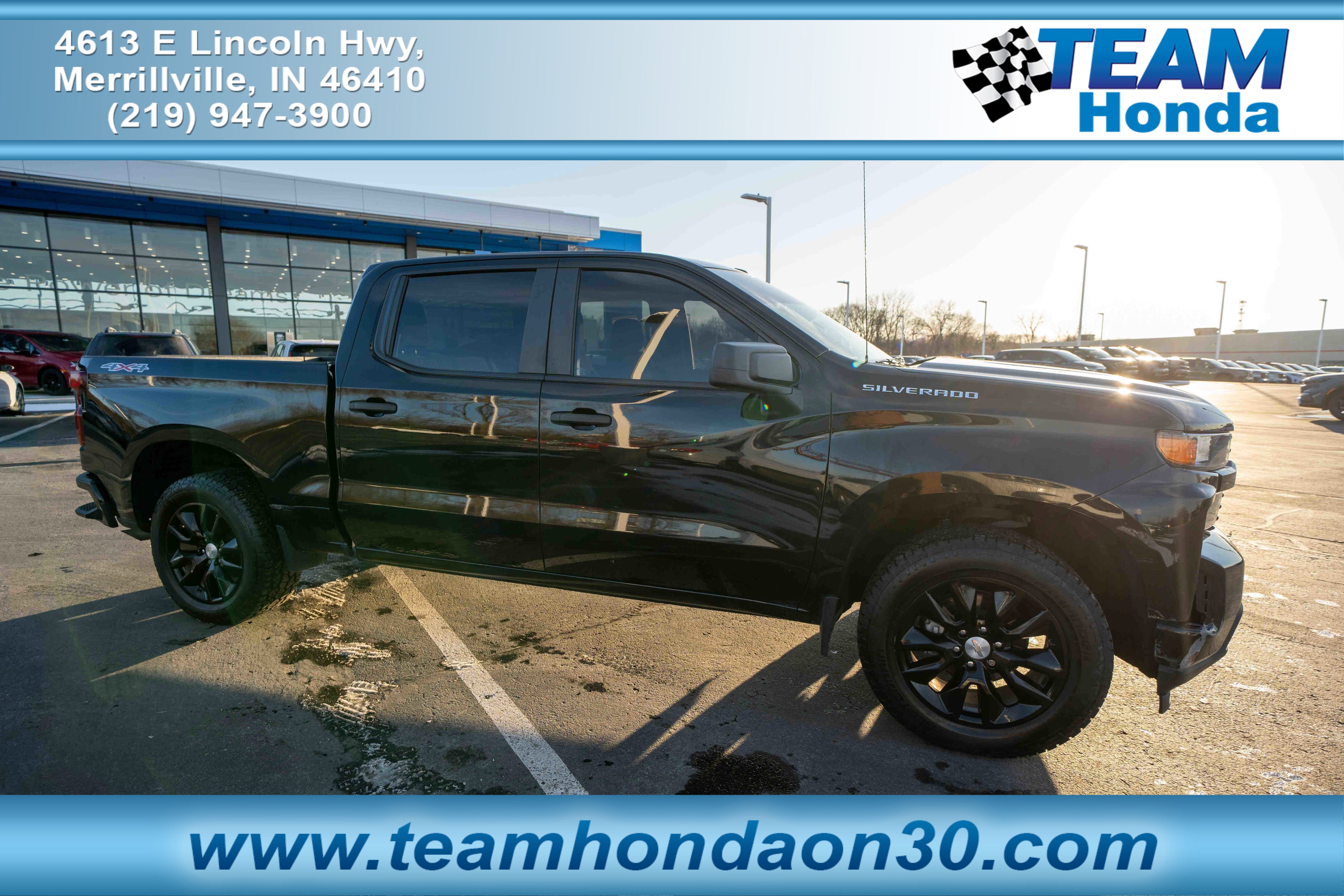 Used 2022 Chevrolet Silverado 1500 Custom image 1