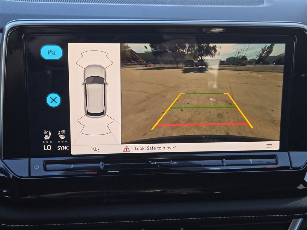 New 2026 Volkswagen Atlas Cross Sport SE image 15