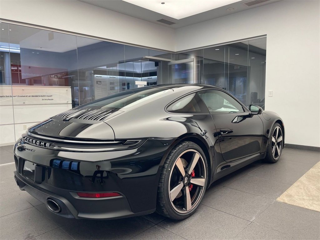 New 2026 Porsche 911 Carrera 4S image 6