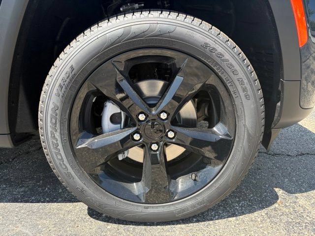 New 2026 Jeep Grand Cherokee Limited w/ Limited Altitude Package AWD/4WD image 22