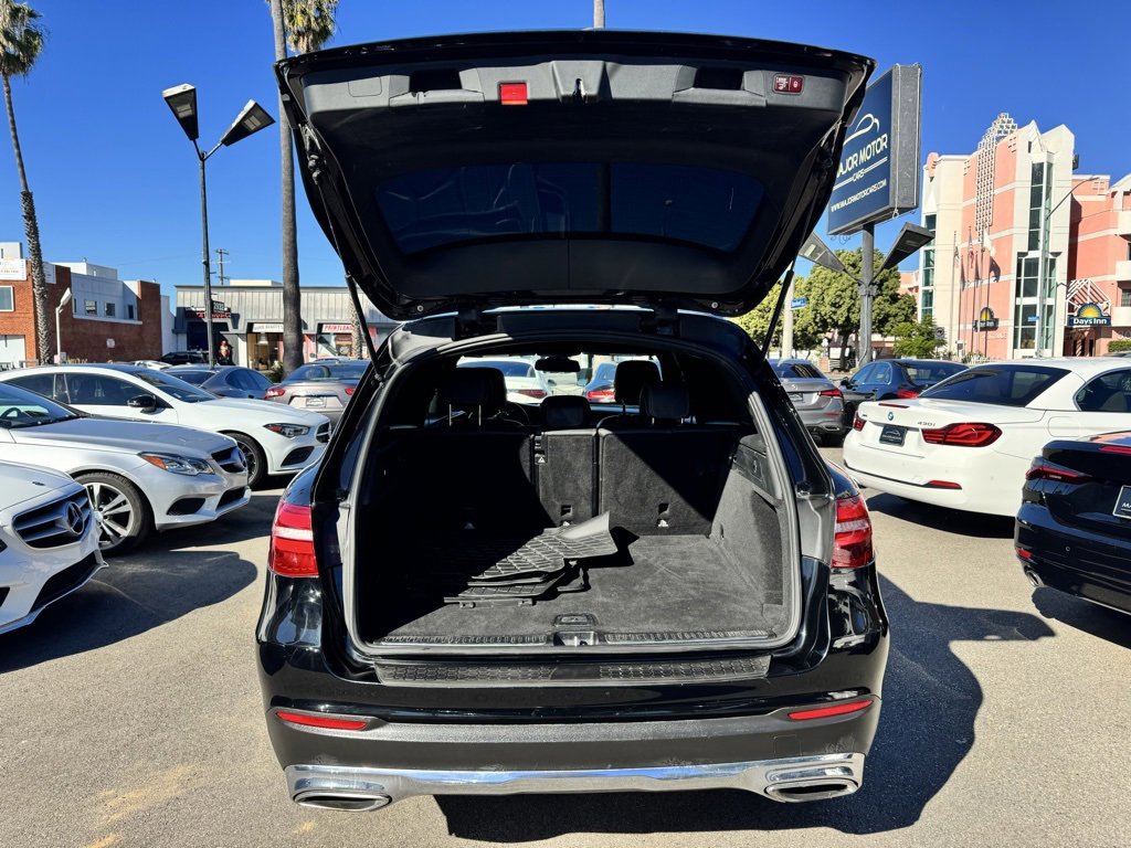 Used 2019 Mercedes-Benz GLC 300 image 8