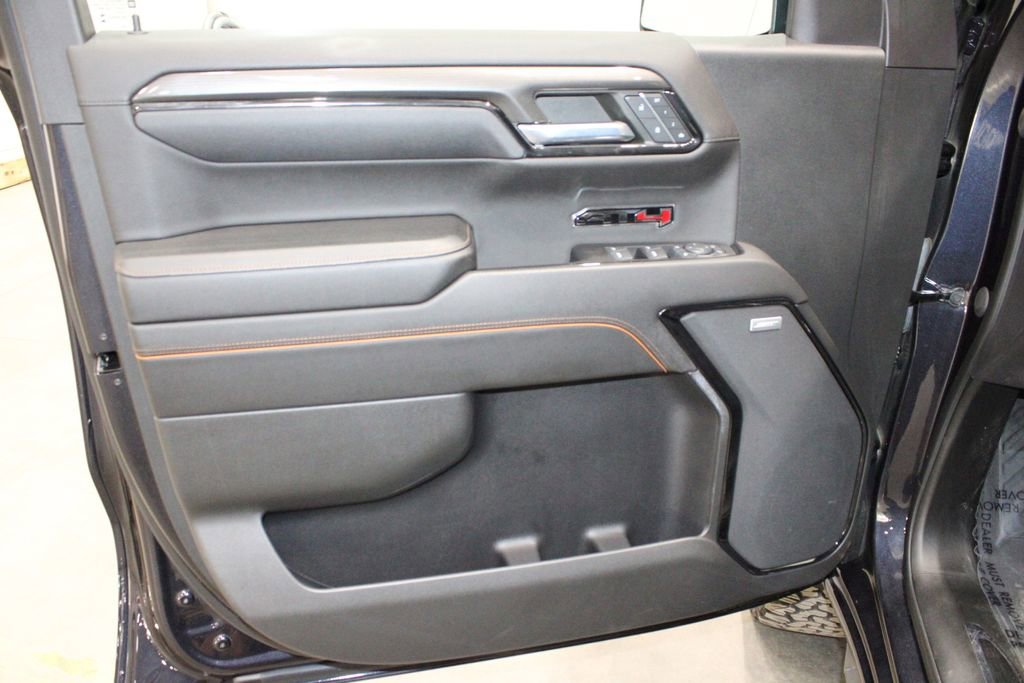 Used 2023 GMC Sierra 1500 AT4 w/ AT4 Preferred Package image 18