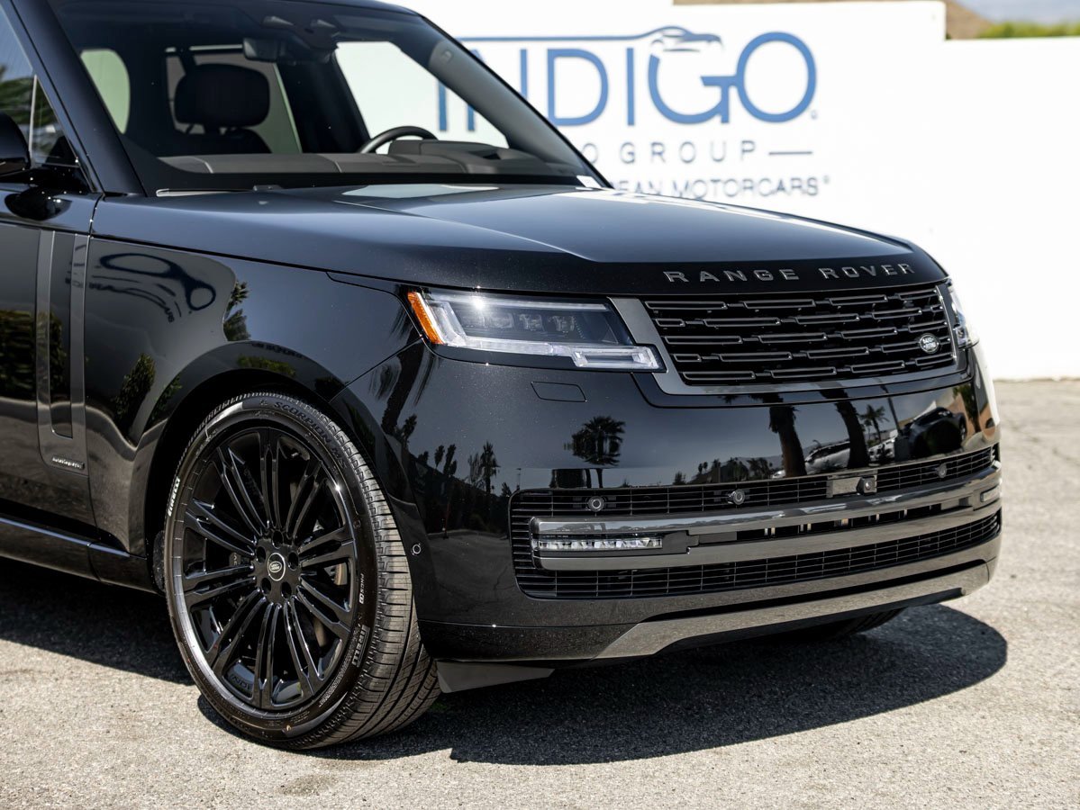 New 2025 Land Rover Range Rover Autobiography image 5