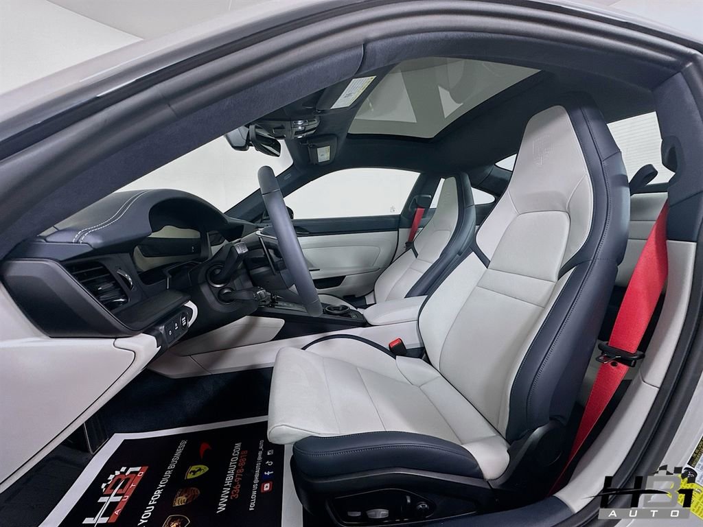 Used 2026 Porsche 911 Carrera GTS image 16