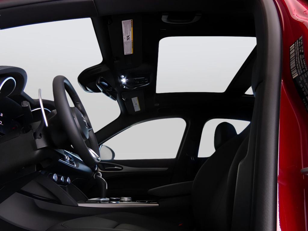 New 2025 Alfa Romeo Stelvio Sprint image 37