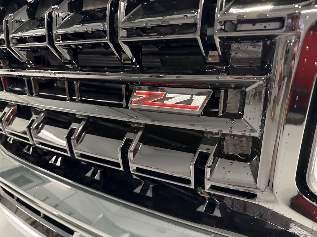 New 2026 Chevrolet Suburban Z71 w/ Z71 Off-Road Package AWD/4WD image 59