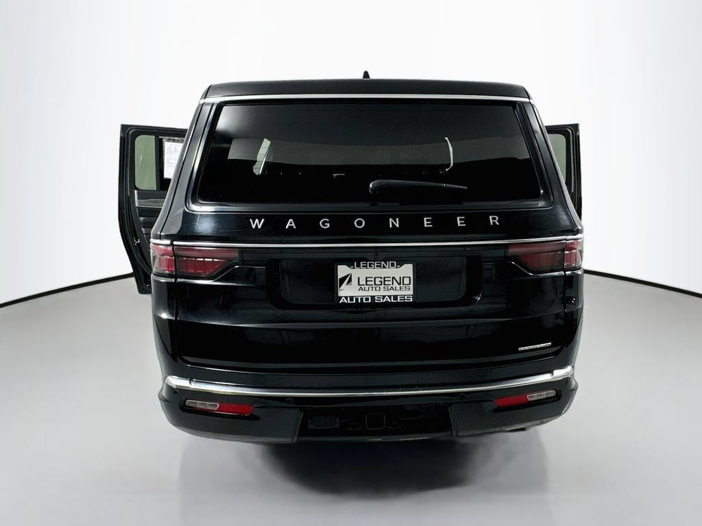 Used 2024 Jeep Wagoneer L Series II RWD image 21