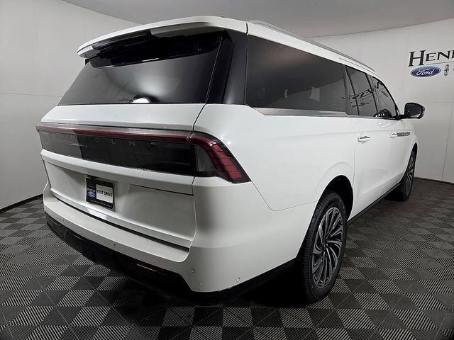 New 2025 Lincoln Navigator L Black Label image 5
