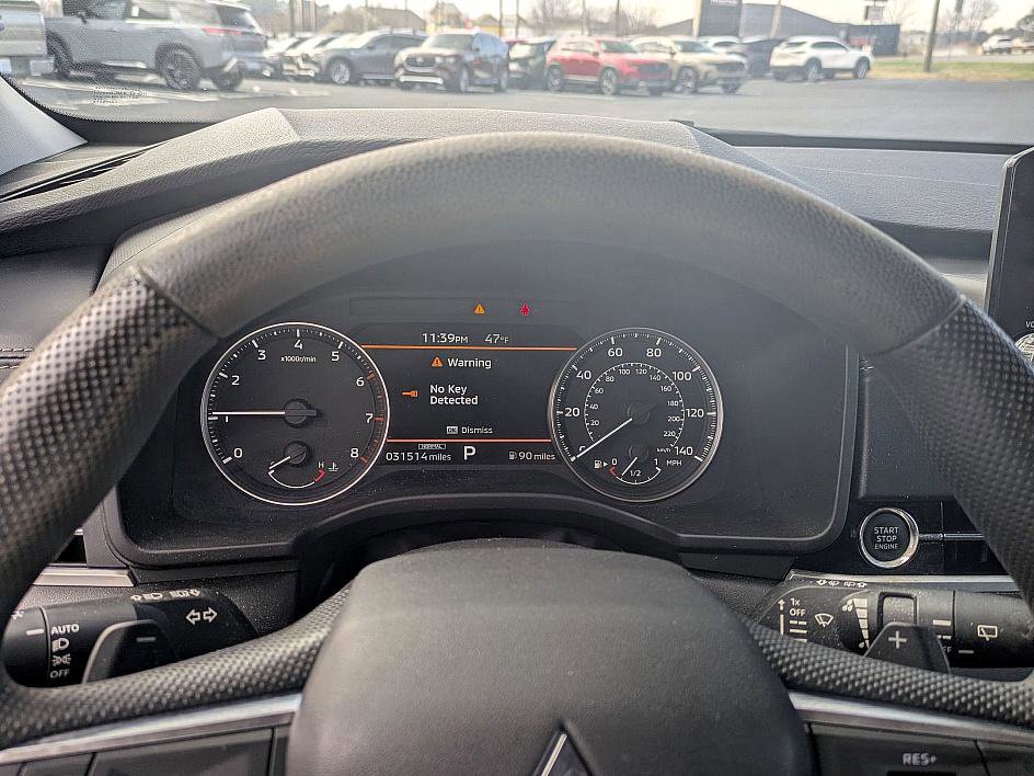 Used 2022 Mitsubishi Outlander ES image 19