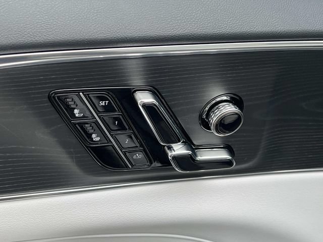 Certified 2024 Cadillac Lyriq Luxury w/ LPO, Floor Liner Package AWD/4WD image 17