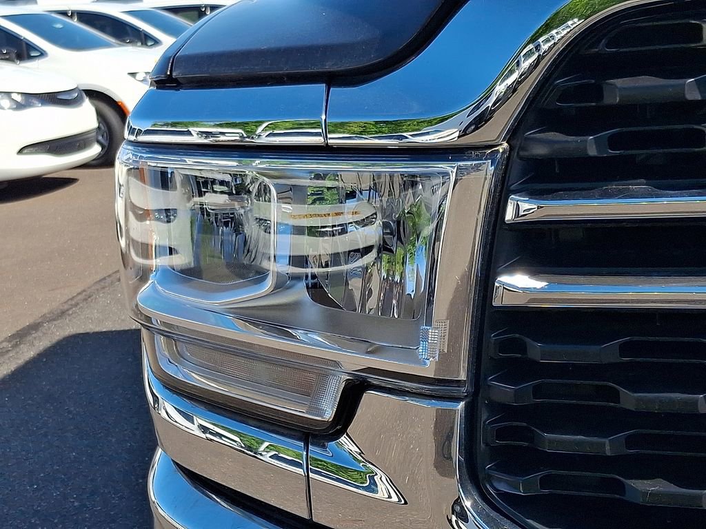 Used 2024 RAM 2500 Big Horn w/ Towing Technology Group AWD/4WD image 10