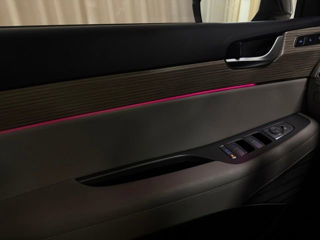 Used 2021 Hyundai Palisade Limited image 24