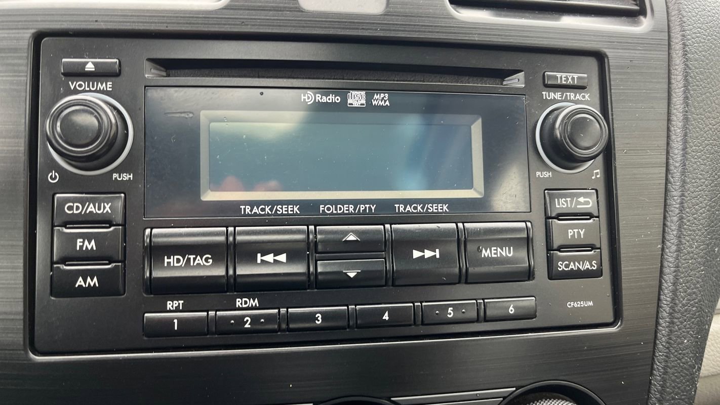 Used 2015 Subaru Forester 2.5i Premium image 12