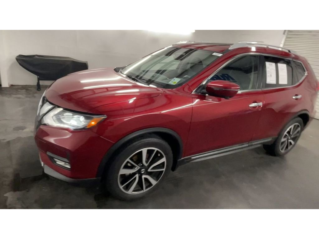 Used 2019 Nissan Rogue SL w/ Premium Package image 4