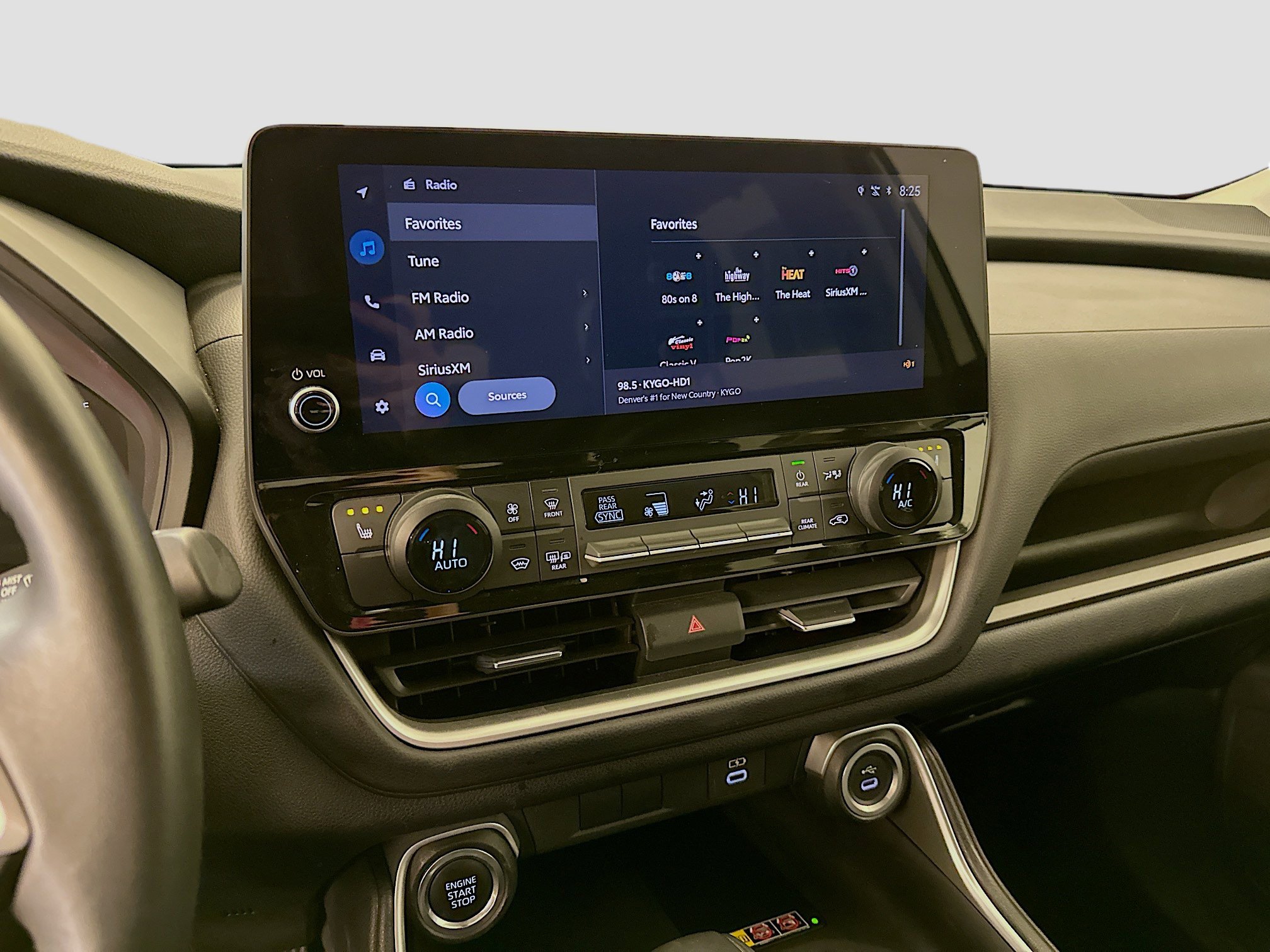 Used 2025 Toyota Grand Highlander XLE image 26