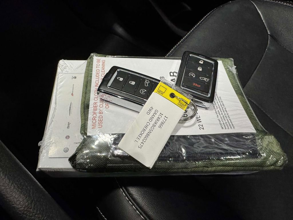 Used 2022 Jeep Grand Cherokee L Limited image 31