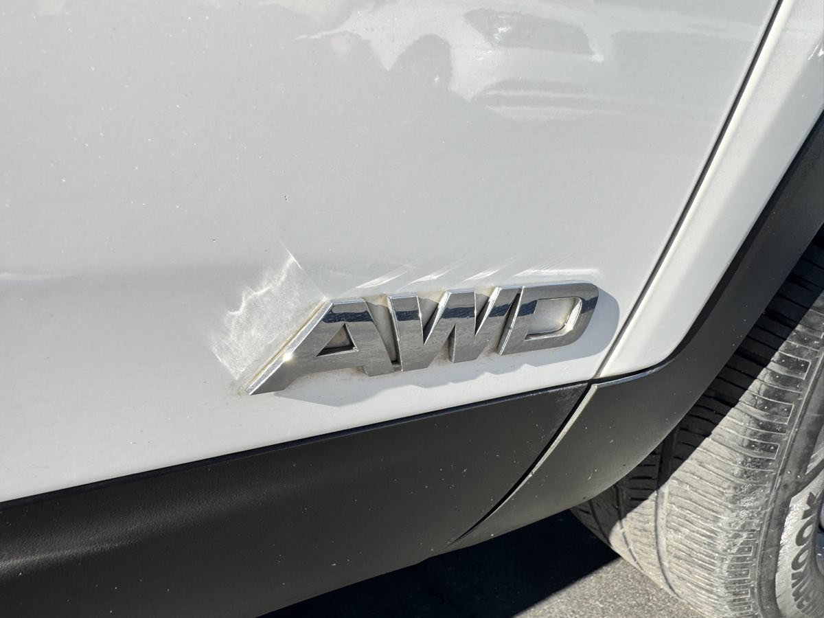 Used 2016 Kia Sorento AWD image 8
