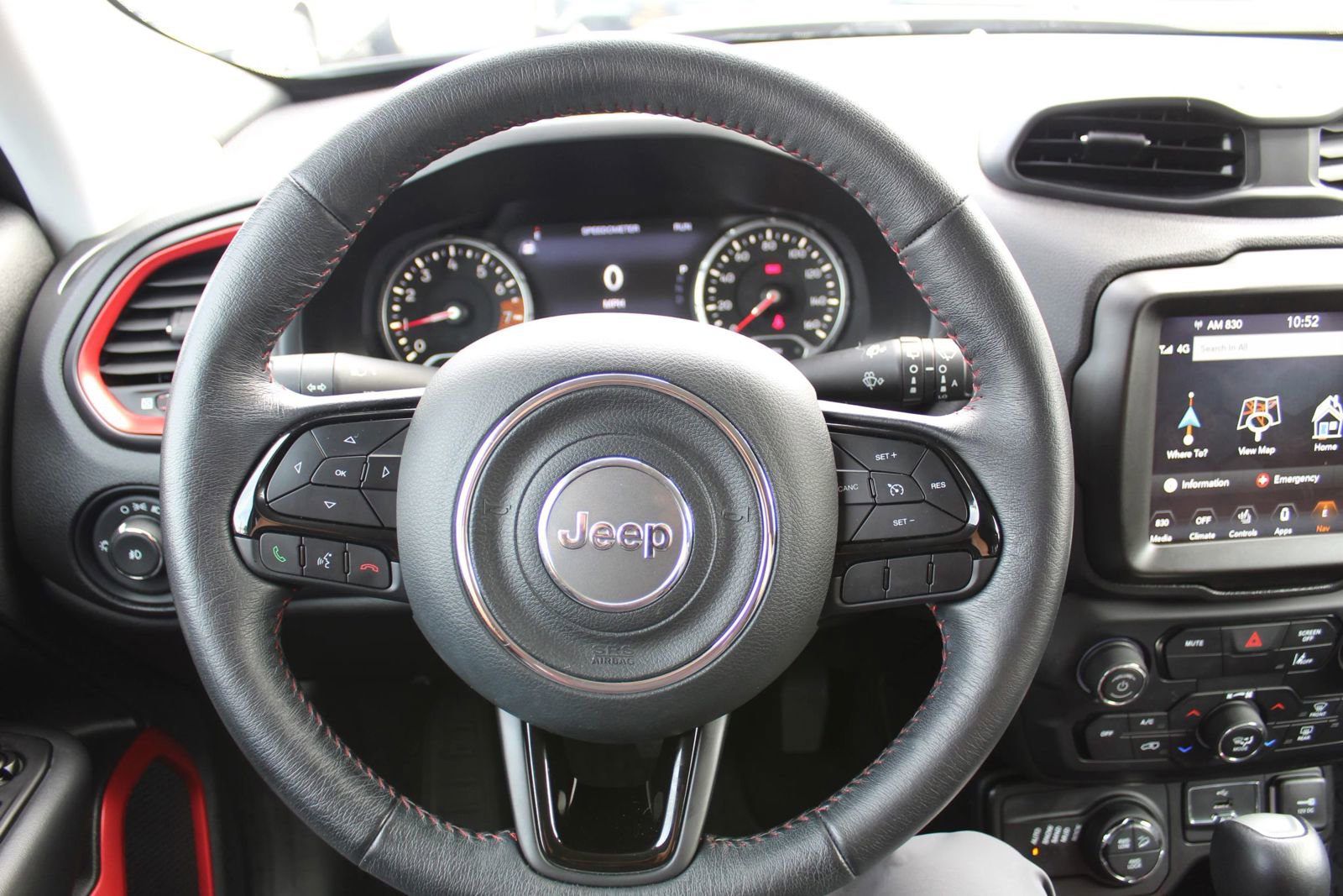 Used 2022 Jeep Renegade Trailhawk image 16