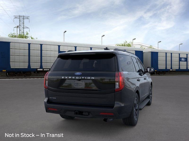 New 2026 Ford Expedition Active image 8