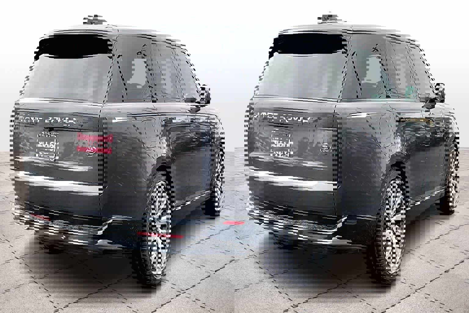 Used 2023 Land Rover Range Rover Autobiography image 14