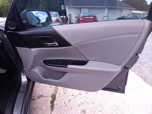 Used 2014 Honda Accord EX image 18