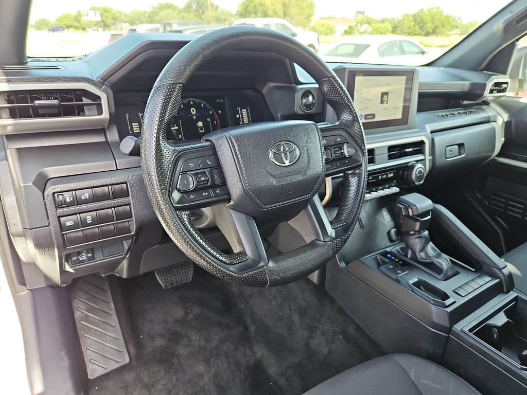 Used 2025 Toyota Tacoma SR RWD image 17