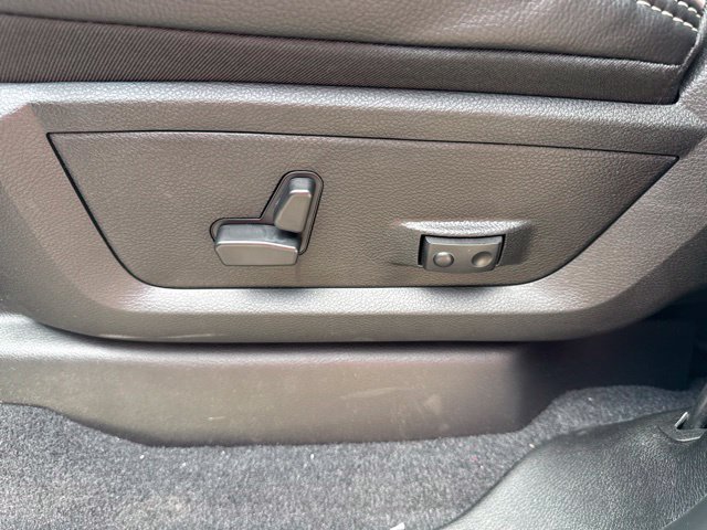 New 2026 RAM 2500 Laramie w/ Night Edition AWD/4WD image 31