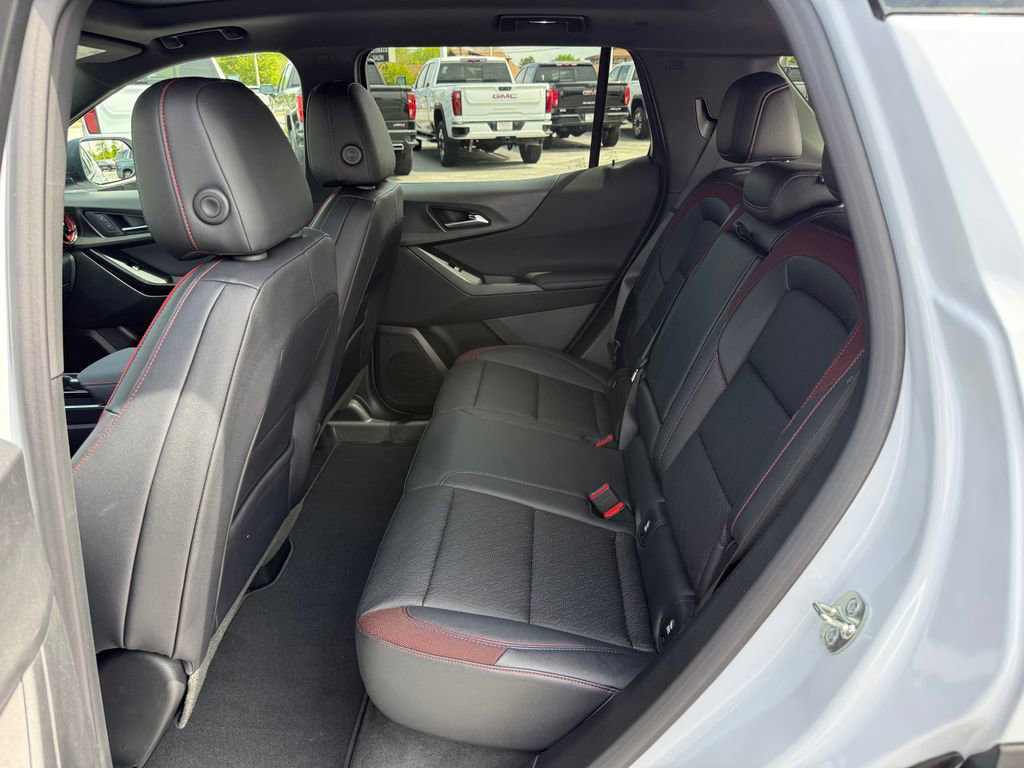 Used 2026 Chevrolet Equinox RS w/ Convenience Package III FWD image 25