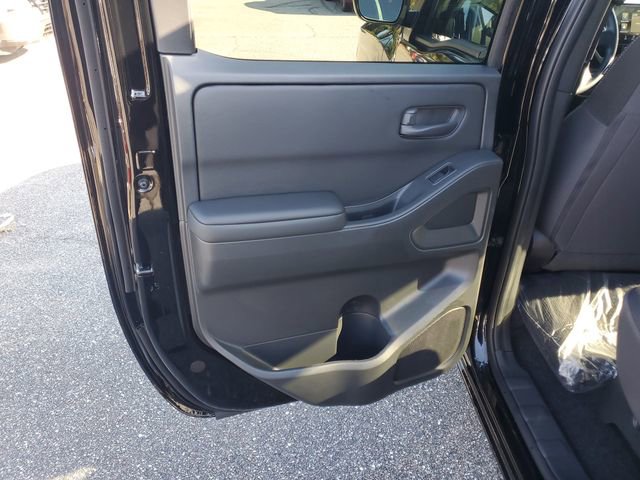 New 2026 Nissan Frontier SV w/ Tow Package RWD image 25