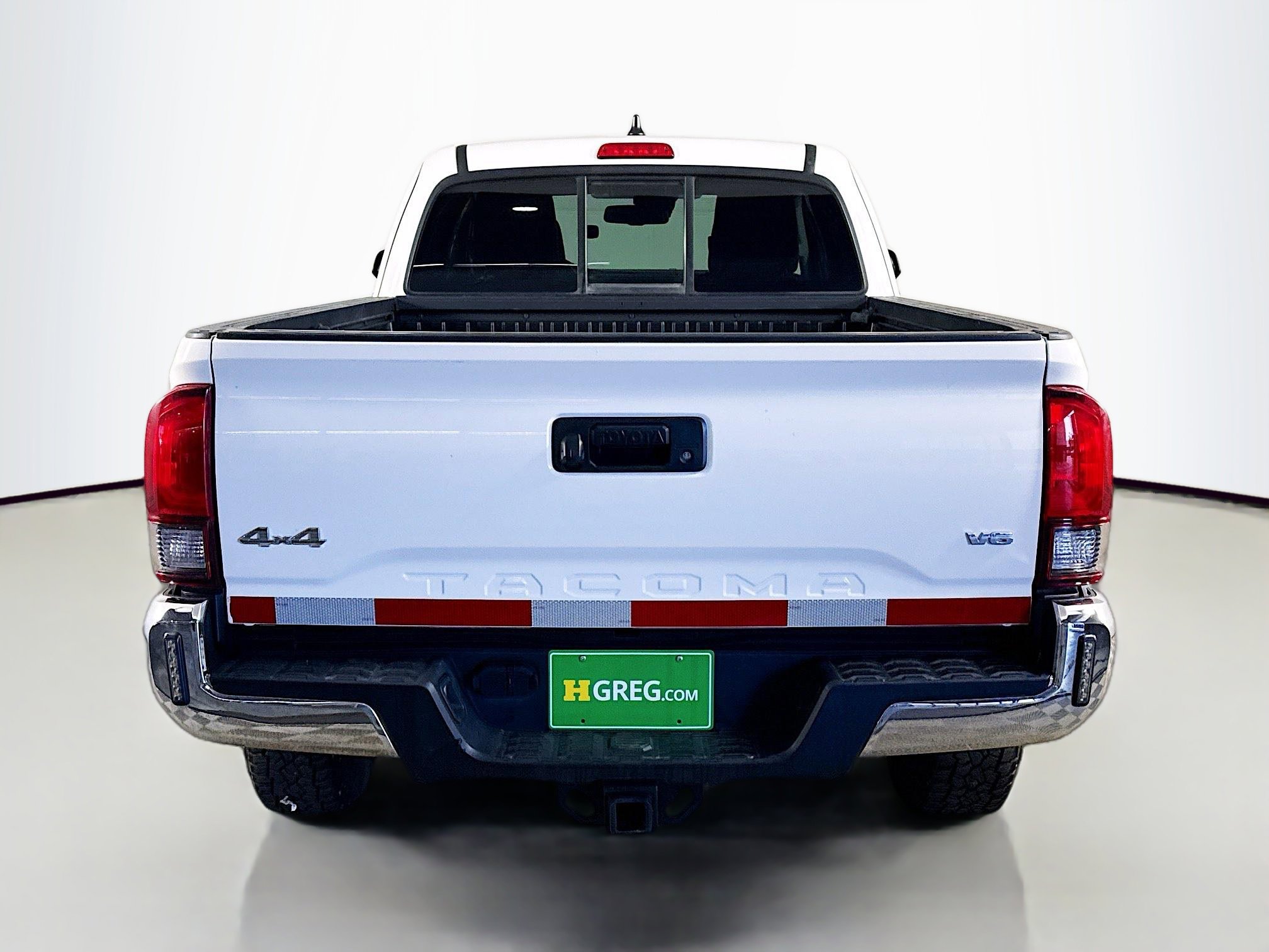 Used 2021 Toyota Tacoma SR5 image 8