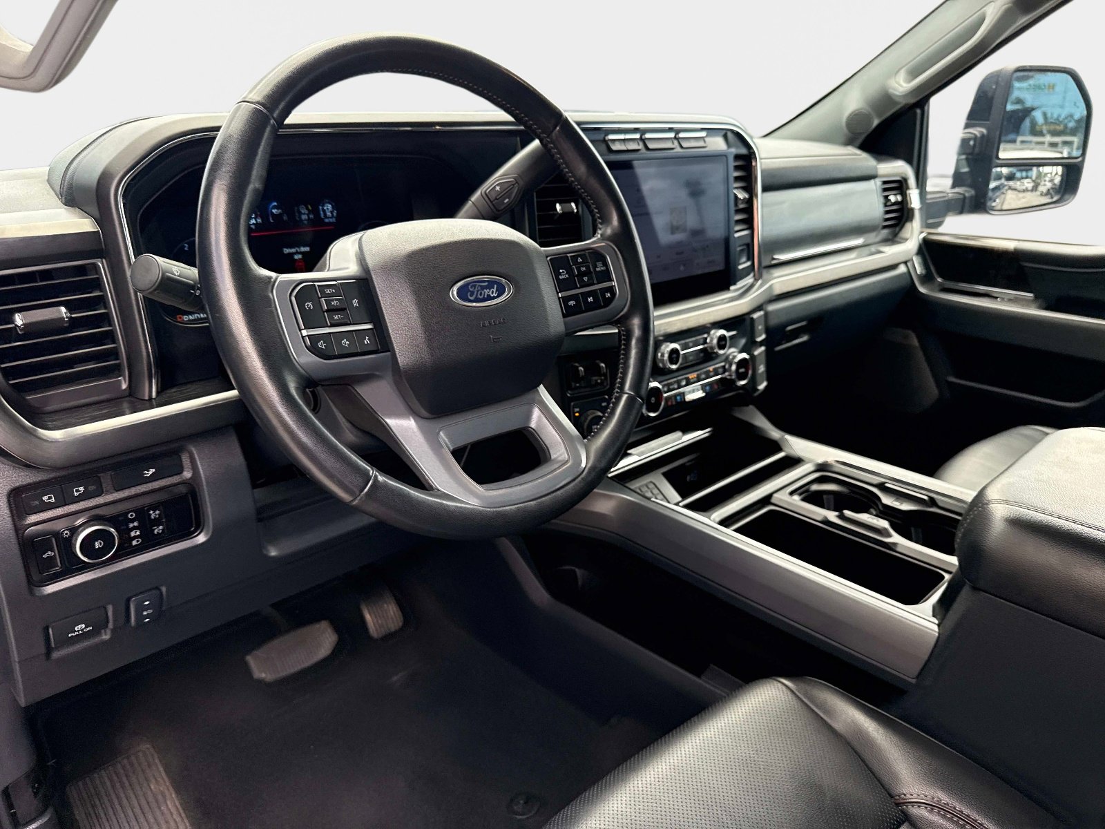 Used 2024 Ford F250 Lariat image 40