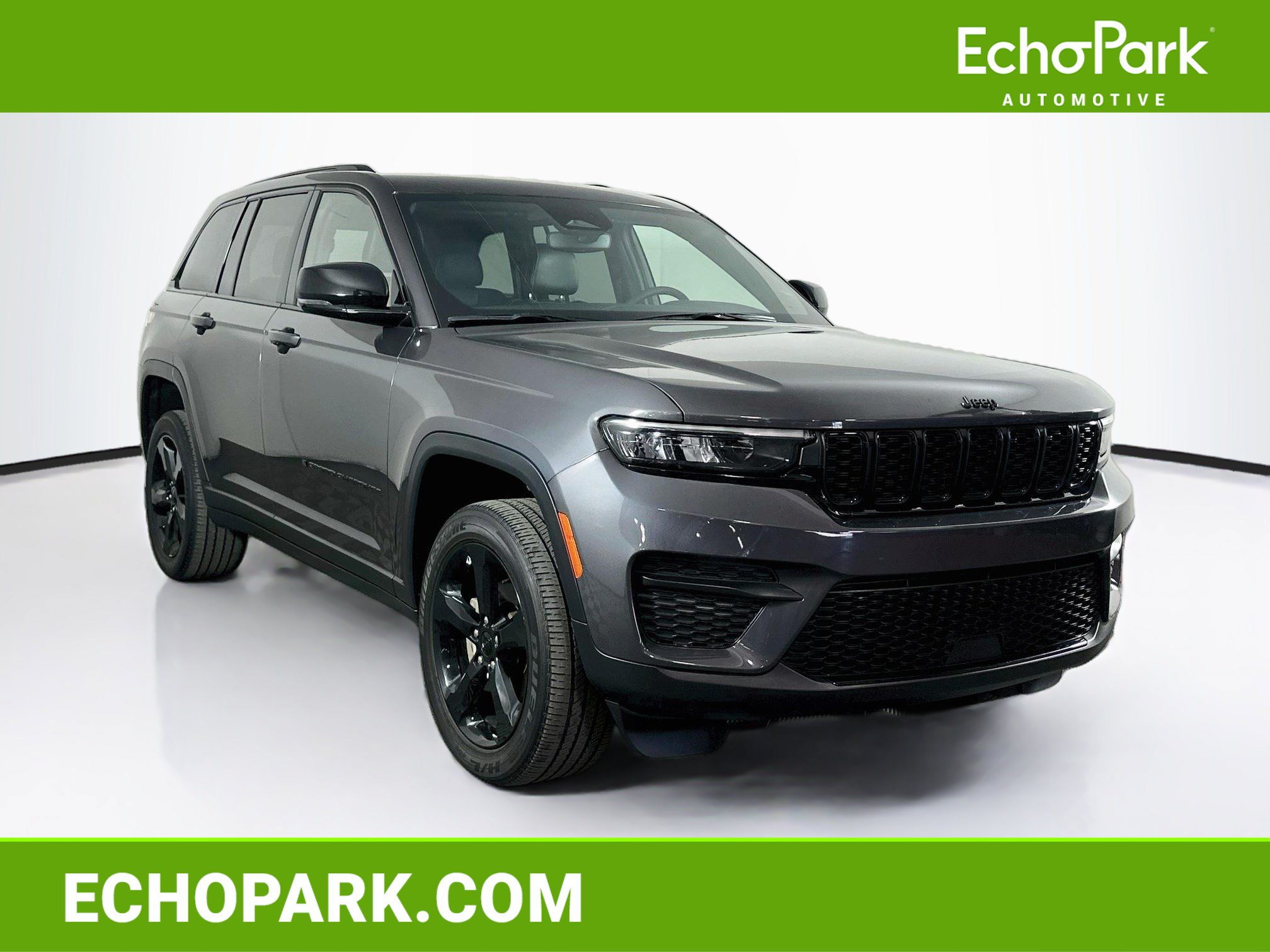 Used 2023 Jeep Grand Cherokee Altitude