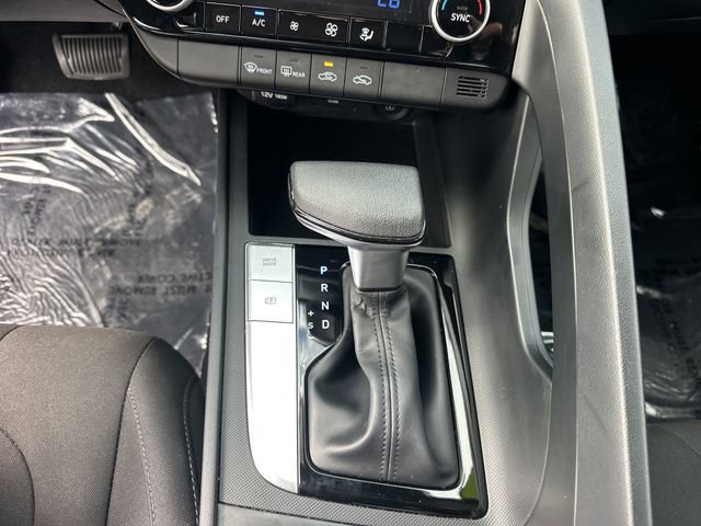 Certified 2021 Hyundai Elantra SEL image 19